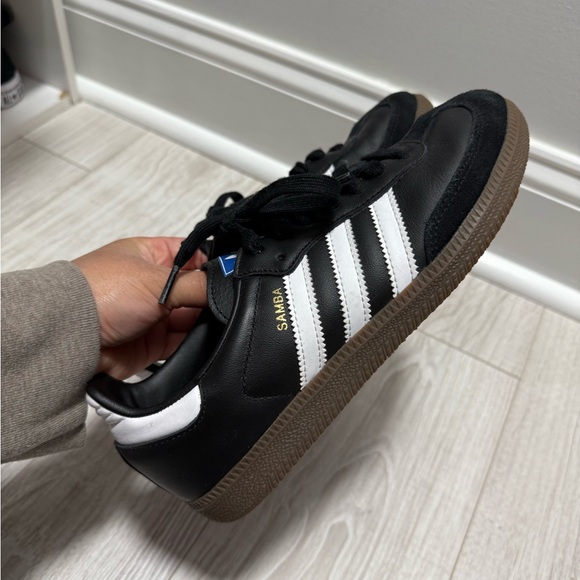 adidas Samba Black and White - Picture 2 of 4